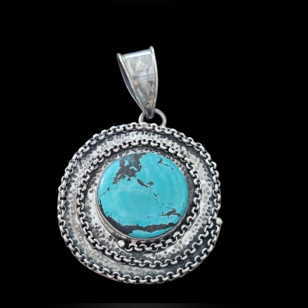 925 Silver and Turquoise Pendent